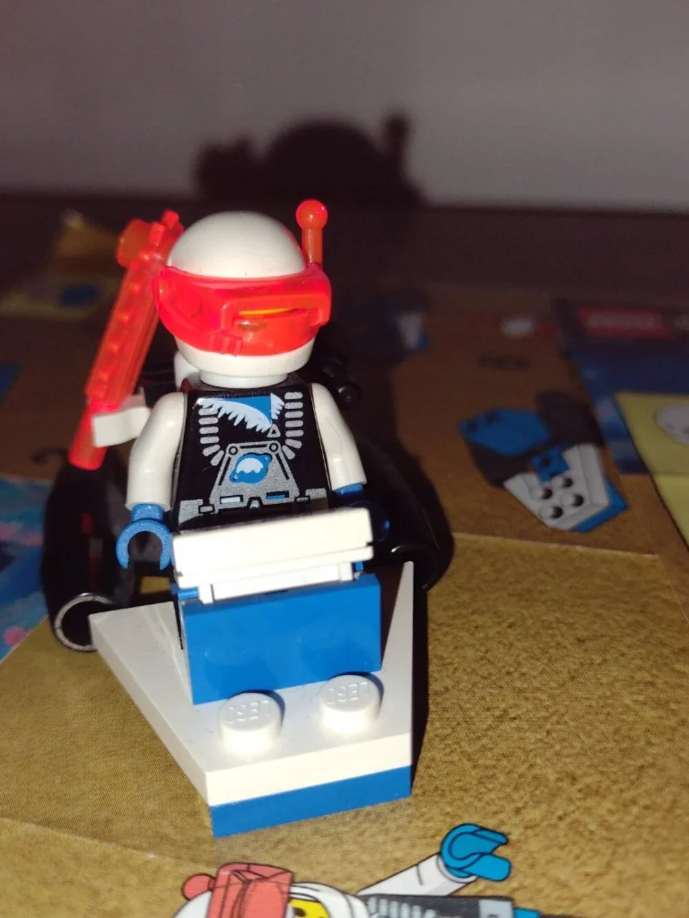 Lego Like New Ice Planet Scooter and Minifig with Instructions